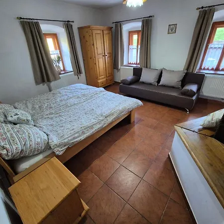 Hébergement de vacances Pod Lipou - štiavnické Vrchy *